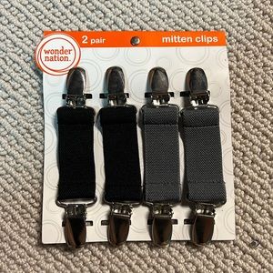 NWT Baby/Toddler Mitten Clips
